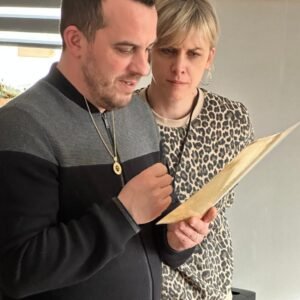 La collaboration devient essentielle pour avancer.